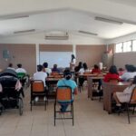 Promueven la equidad y prevención de violencia de género, con padres de familia