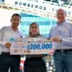 Román Alberto Cepeda González entrega unidades y equipo a la Dirección de Protección civil y Bomberos de Torreón; anuncia incremento salarial