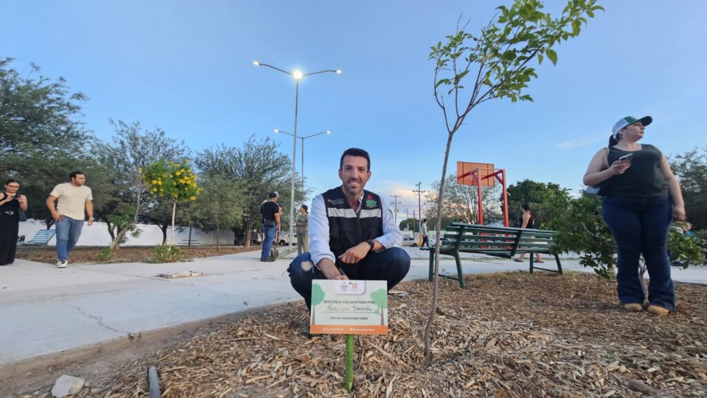 A través del programa 100 plazas de 0 a 100, transforman espacio público en Villa Florida