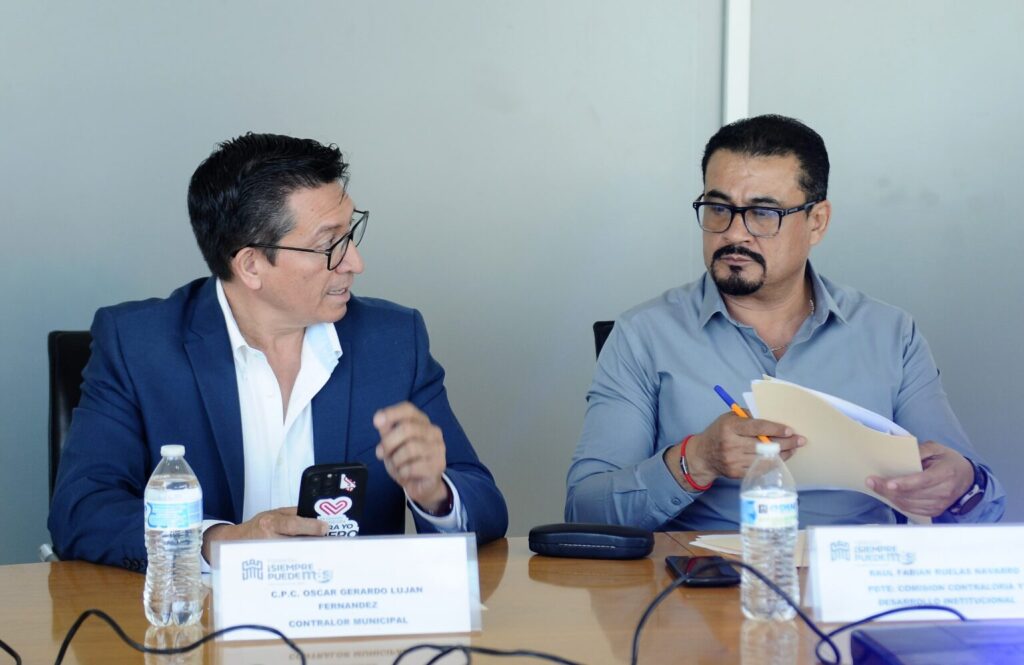 Comparece Contralor Municipal ante regidores; destaca Gobierno Abierto en la Administración