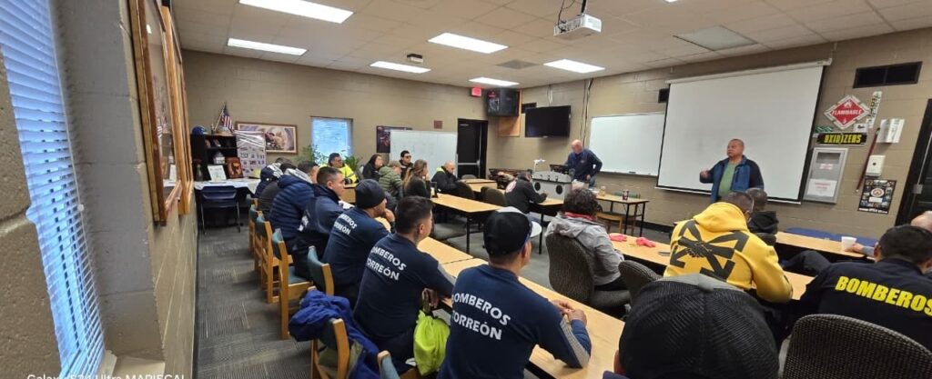Bomberos de Torreón viajan a Carolina del Norte a capacitación internacional