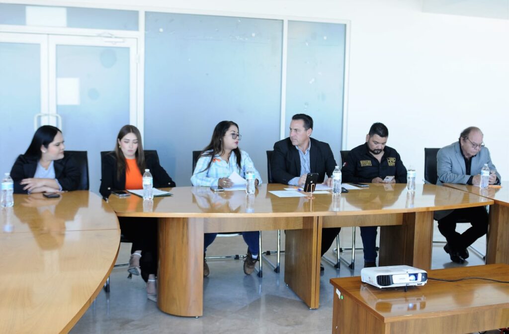 Presentan iniciativas para la seguridad vial de motociclistas