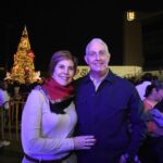Román Alberto Cepeda González enciende la navidad en Villamagia Coahuila de la Plaza Mayor de Torreón